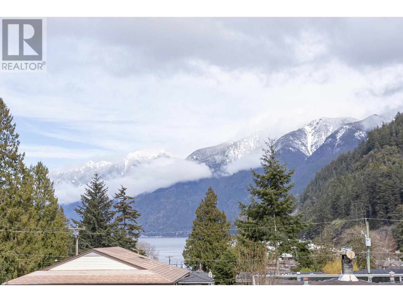 6389 Chatham Street, West Vancouver, British Columbia  V7W 2E1 - Photo 25 - R2981330