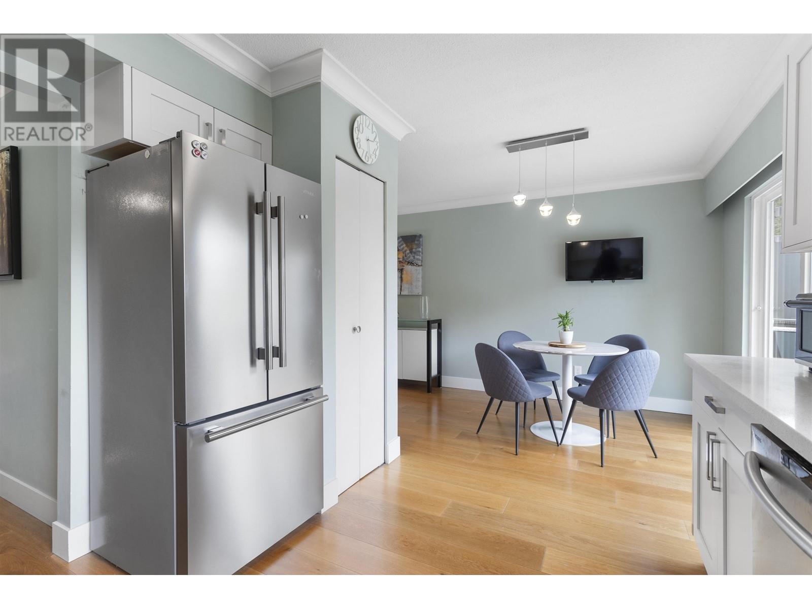6389 Chatham Street, West Vancouver, British Columbia  V7W 2E1 - Photo 11 - R2981330