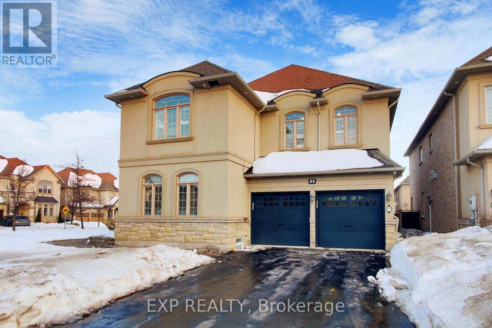 Property at 88 ROYAL WEST DRIVE image 5