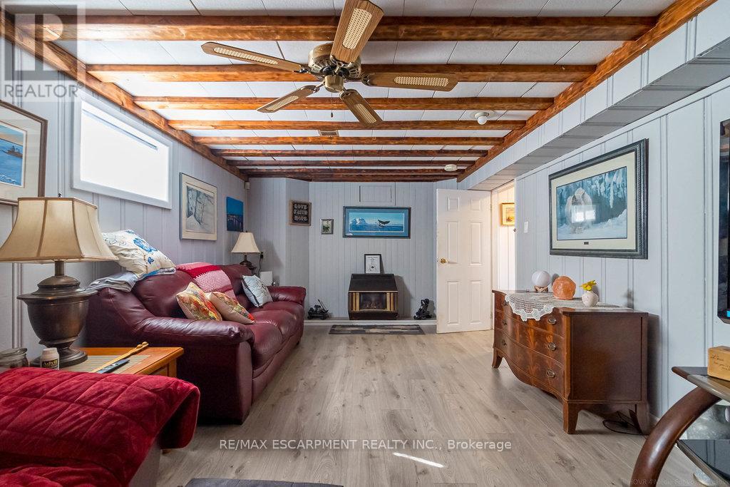 773 Queensdale Avenue, Hamilton, Ontario  L8V 1M7 - Photo 24 - X12040551