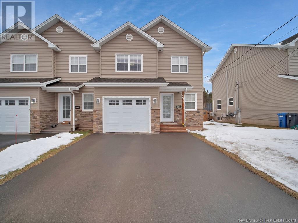 Property at 263 Dolbeau image 1