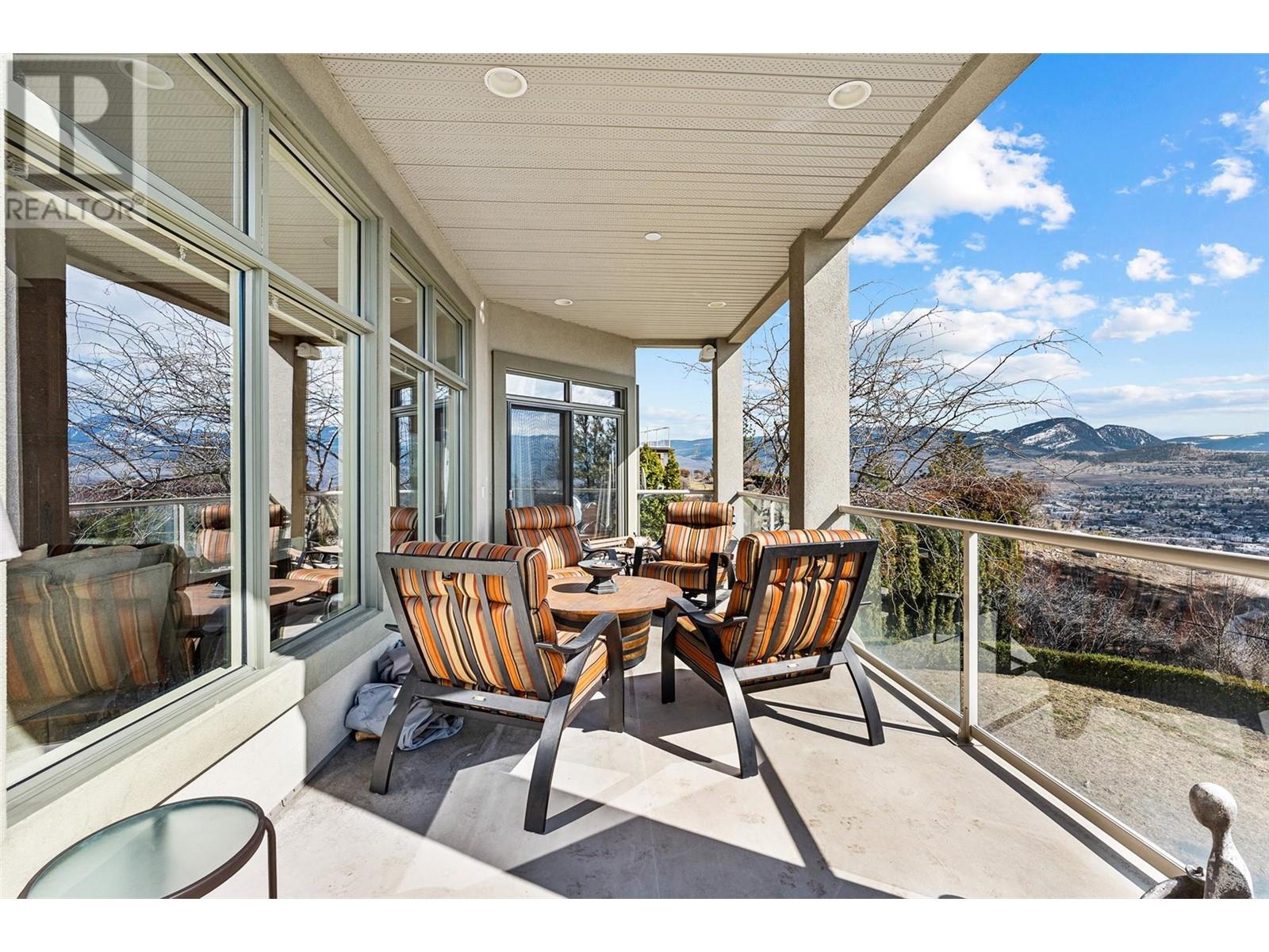 Property at 998 Skeena Drive image 2