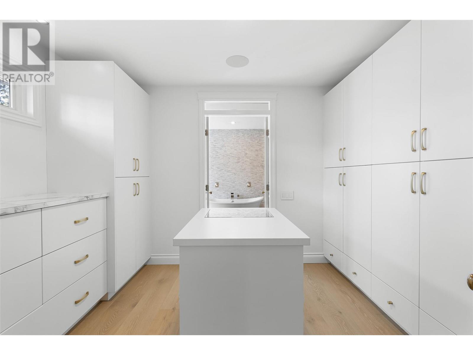 Property at 539 Metcalfe Avenue image 3