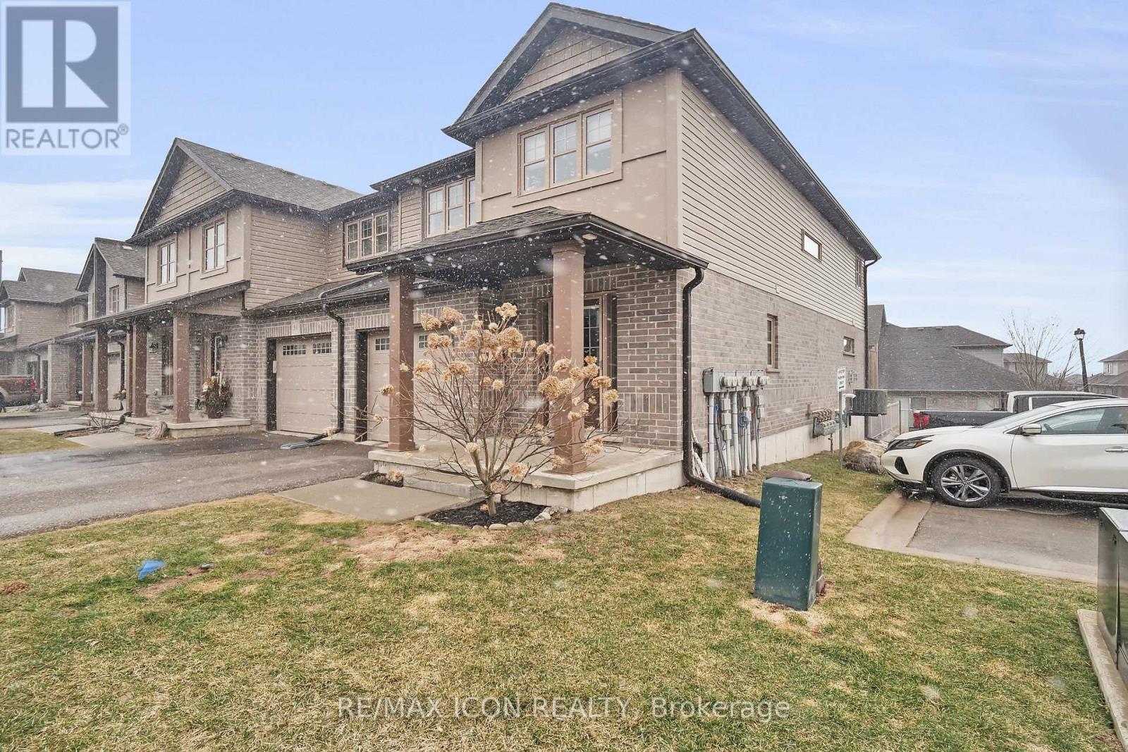Property at 35 - 175 INGERSOLL STREET N image 3