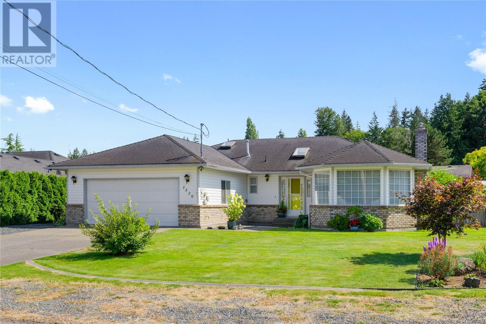 Property at 1320 Gilley Cres image 1