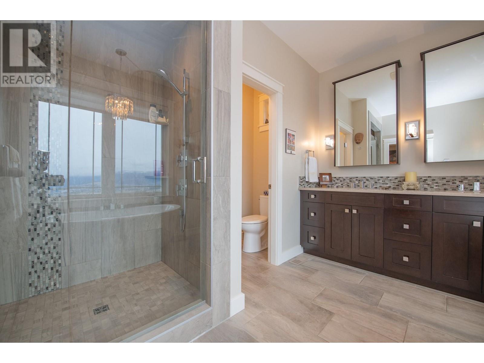 Property at 733 Hart Lane image 4