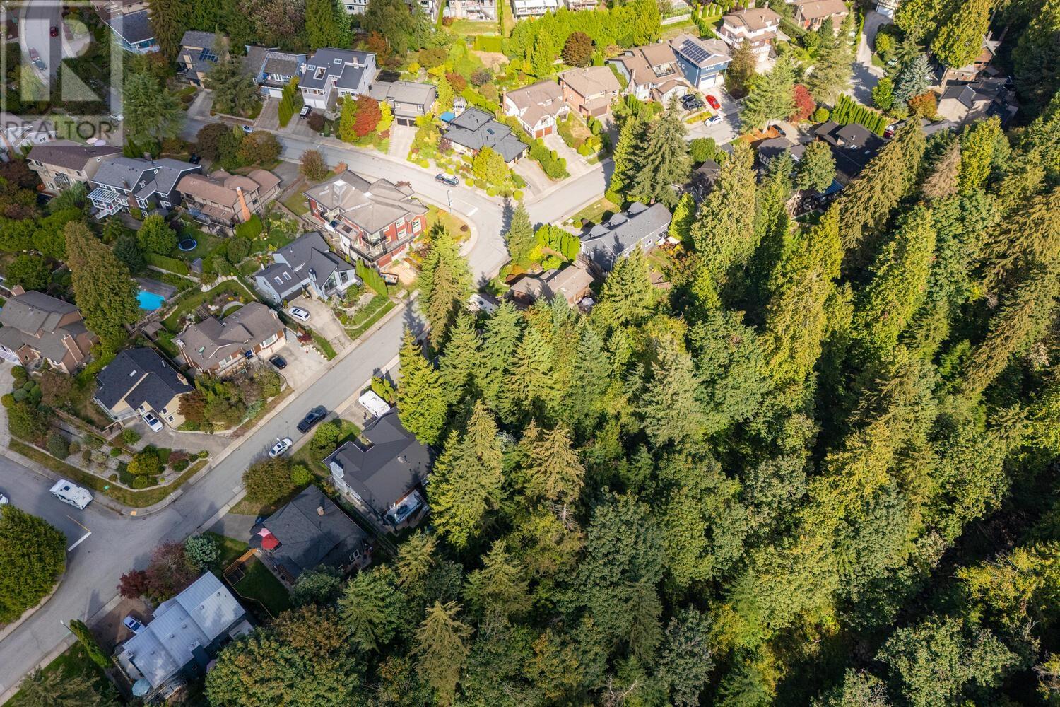 1351 Charter Hill Drive, Coquitlam, British Columbia  V3E 1P1 - Photo 36 - R2964975