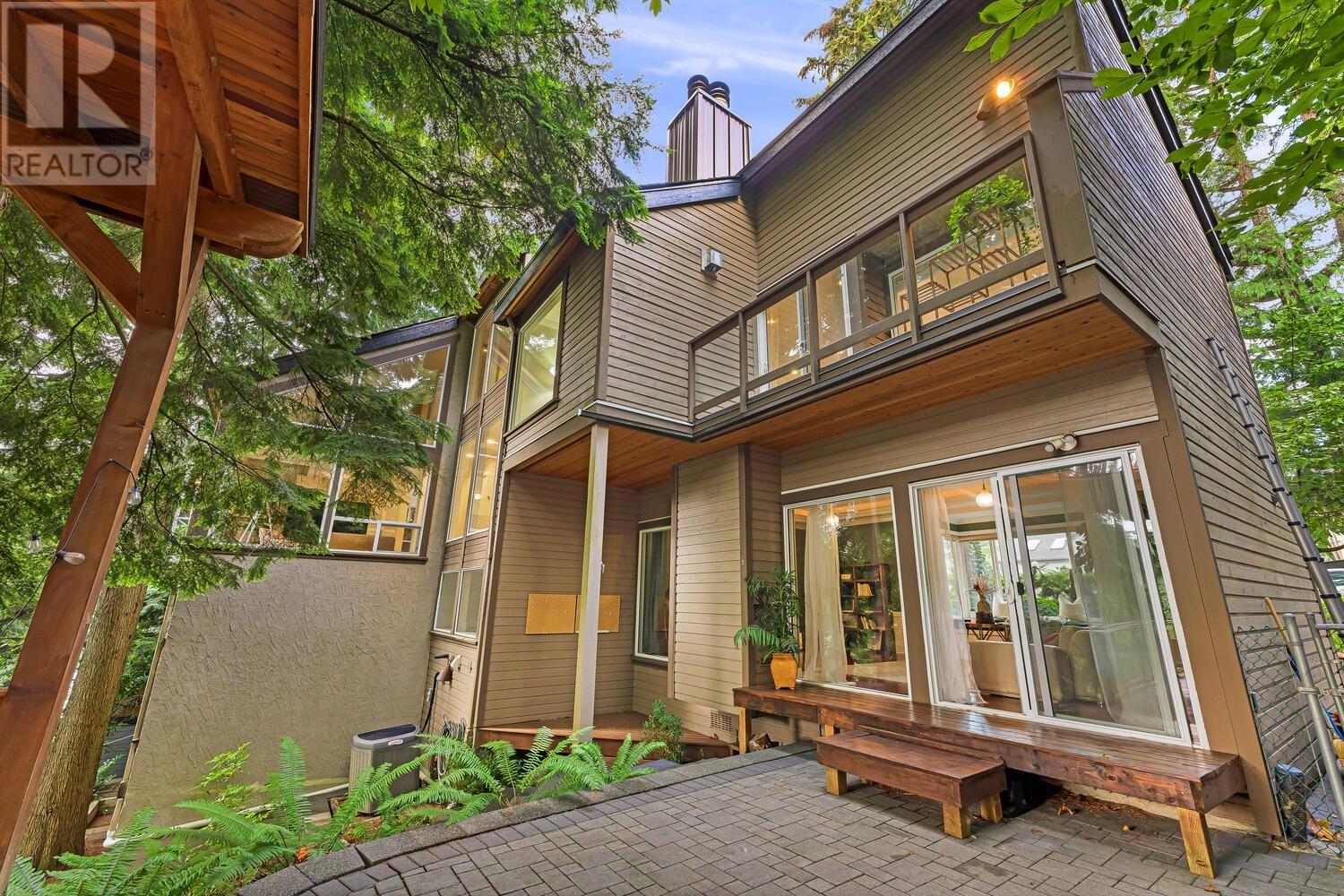 1351 Charter Hill Drive, Coquitlam, British Columbia  V3E 1P1 - Photo 31 - R2964975