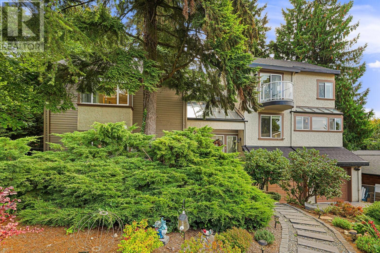 1351 Charter Hill Drive, Coquitlam, British Columbia  V3E 1P1 - Photo 33 - R2964975