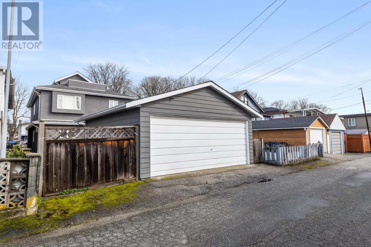 2078 Waverley Avenue, Vancouver, British Columbia  V5P 1R5 - Photo 28 - R2981592