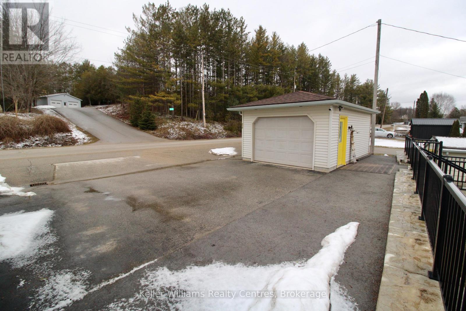 Property at 419 LAKE ROSALIND ROAD 4 image 5