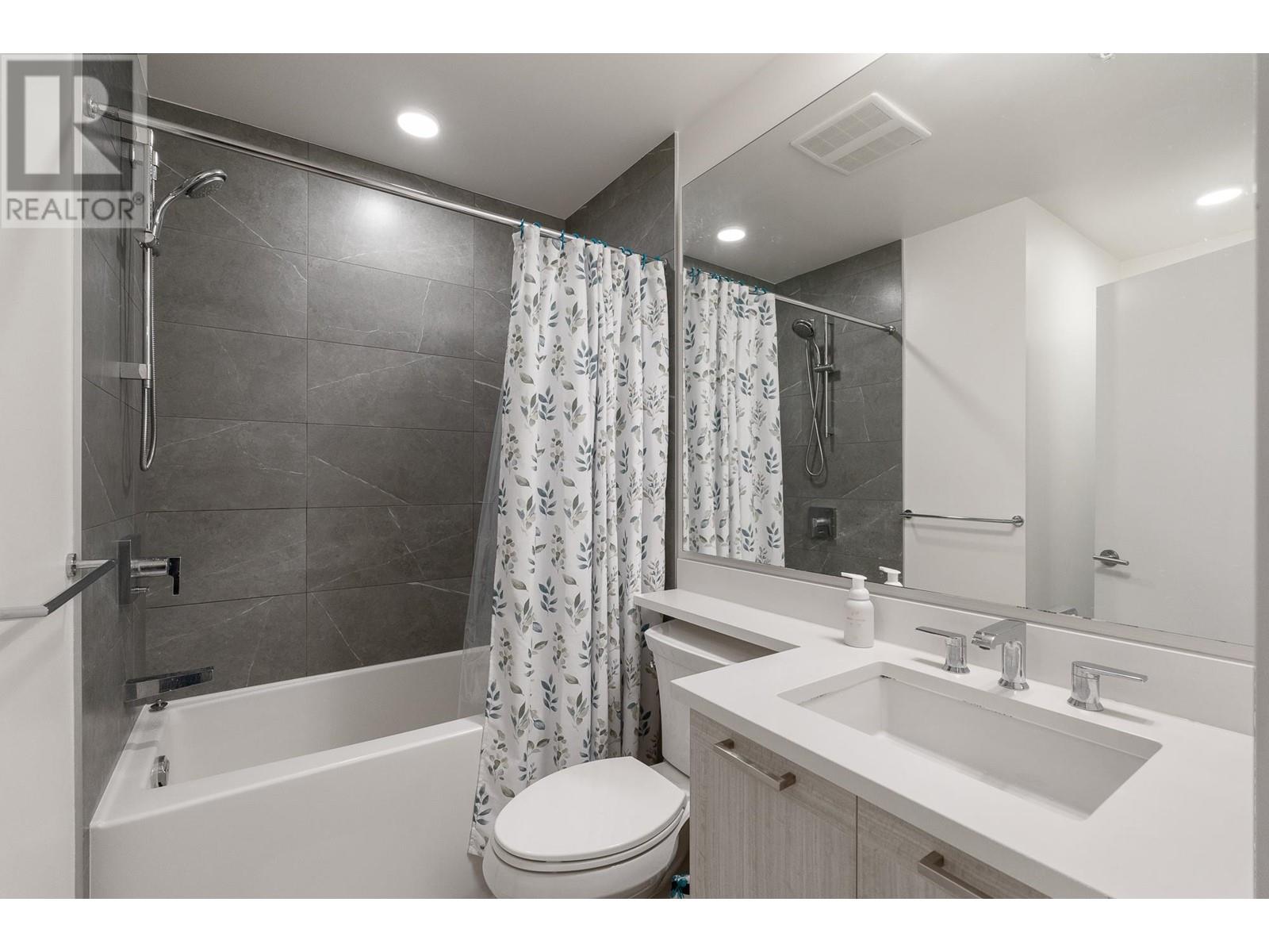 414 7133 14th Avenue, Burnaby, British Columbia  V3N 0H5 - Photo 13 - R2981335