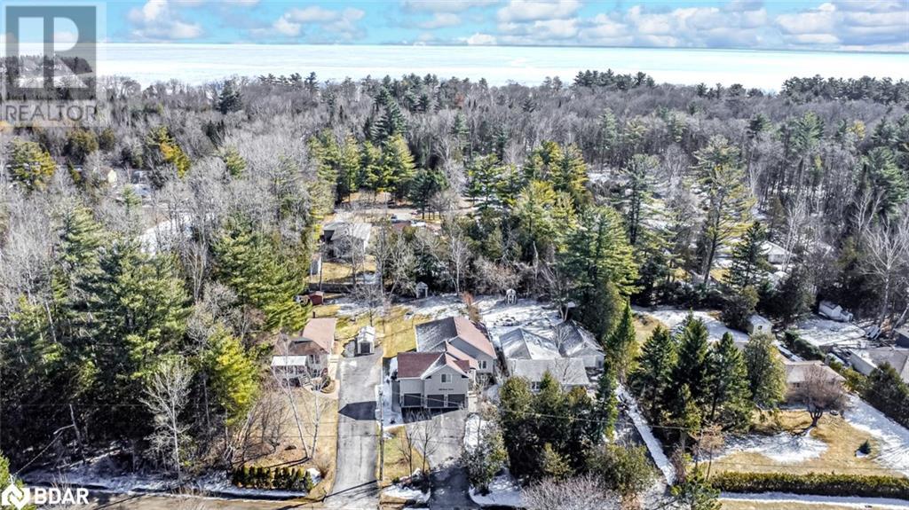 3213 Beach Avenue, Innisfil, Ontario  L9S 2K6 - Photo 2 - 40707737