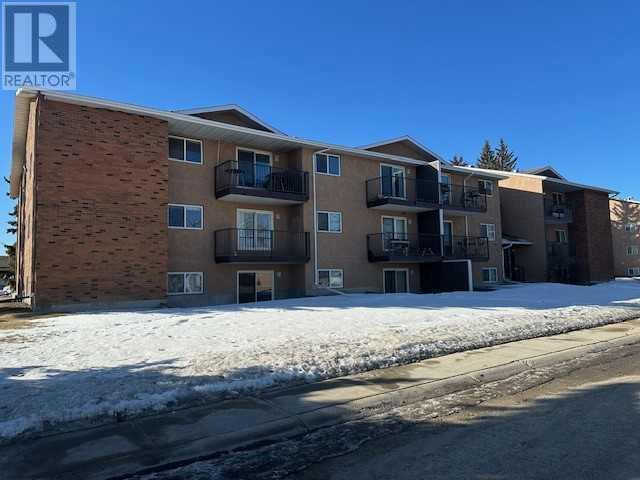 104, 27 Bennett Street, Red Deer, Alberta  T4R 1V3 - Photo 1 - A2204586