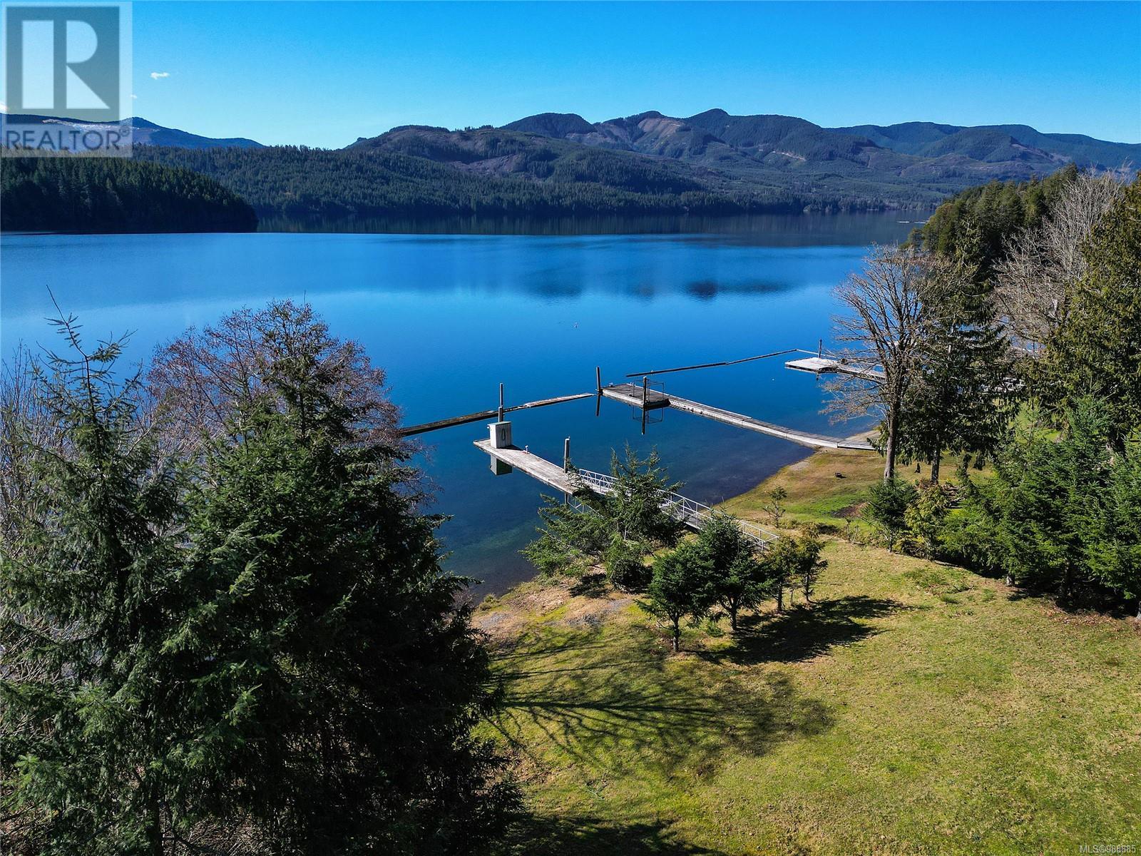 10136 Youbou Rd, Youbou, British Columbia  V0R 3E1 - Photo 48 - 988885