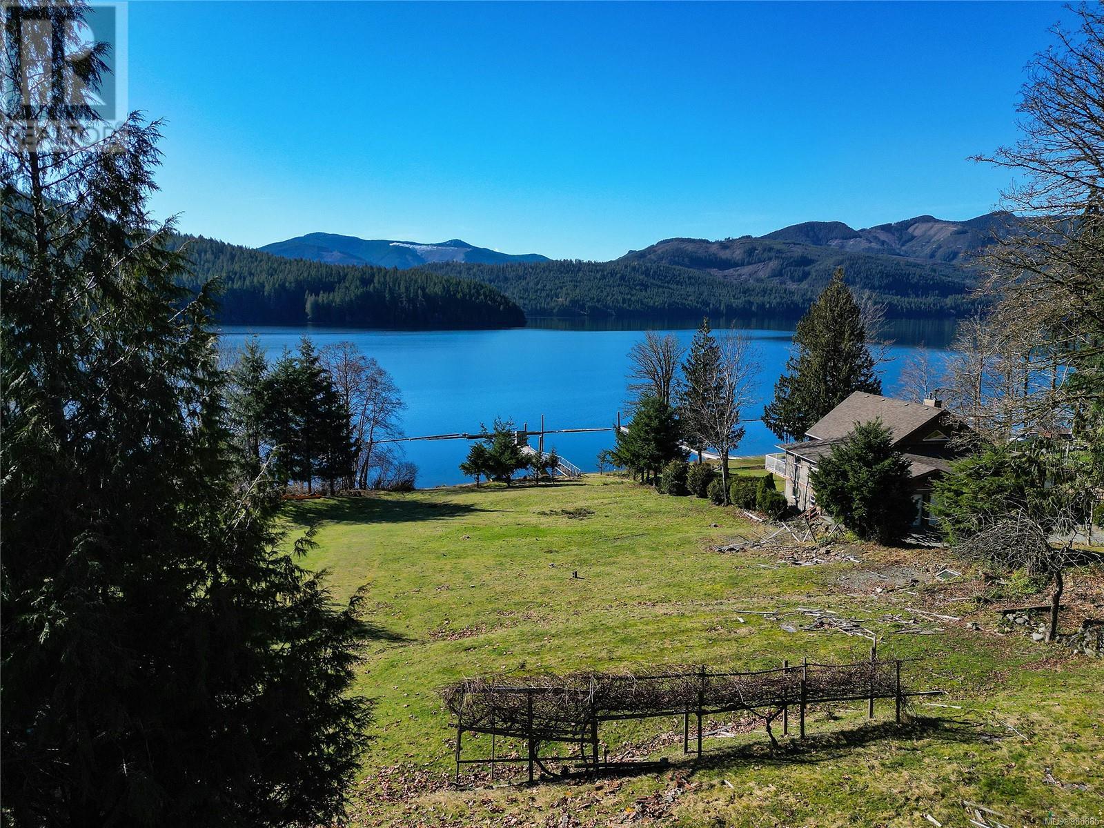 10136 Youbou Rd, Youbou, British Columbia  V0R 3E1 - Photo 17 - 988885