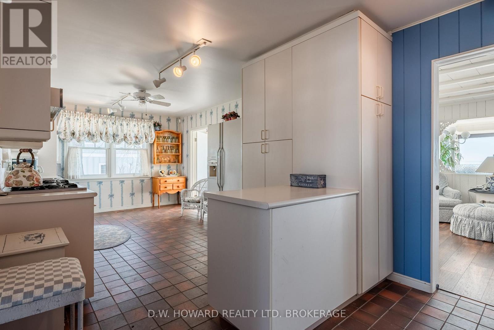 Property at 1381 KAM ROAD image 5