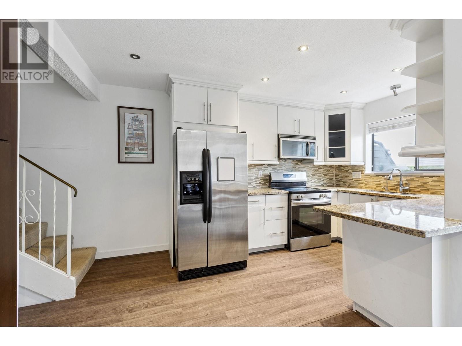 311 St. Andrews Avenue, North Vancouver, British Columbia  V7L 4P5 - Photo 5 - R2981729