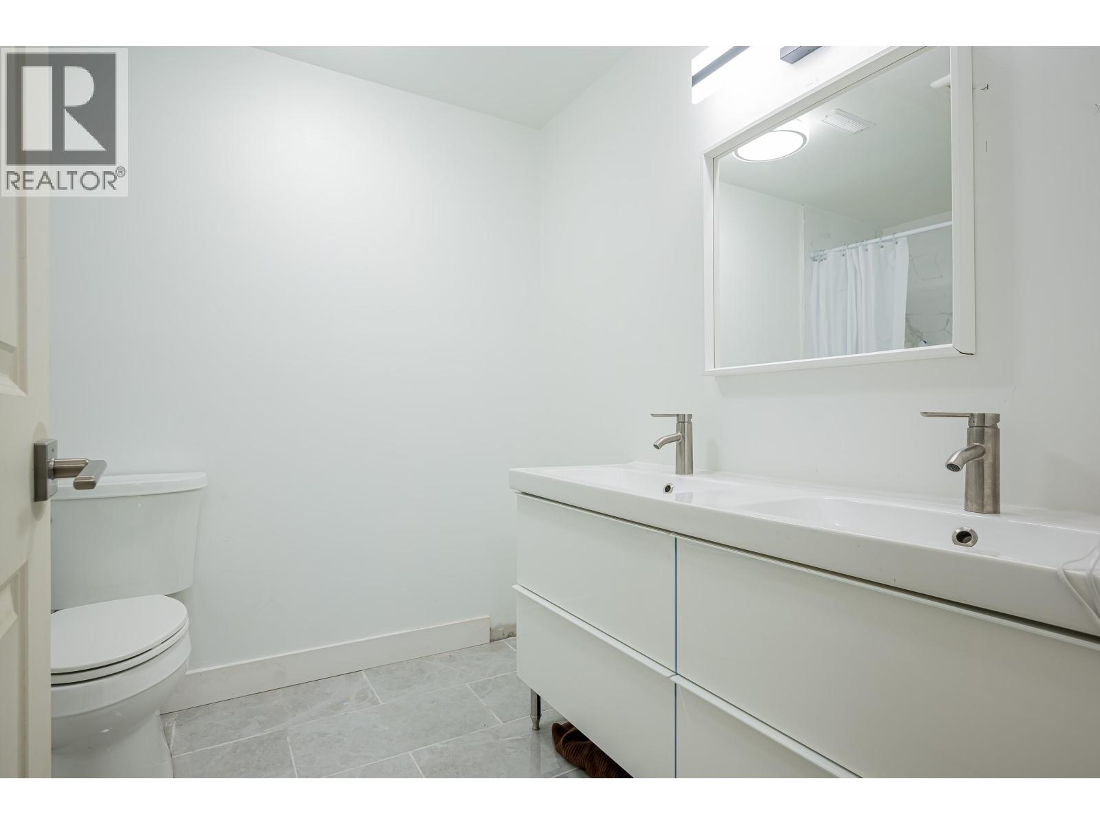 4814 Fernglen Drive, Burnaby, British Columbia  V5G 3V7 - Photo 22 - R2981740