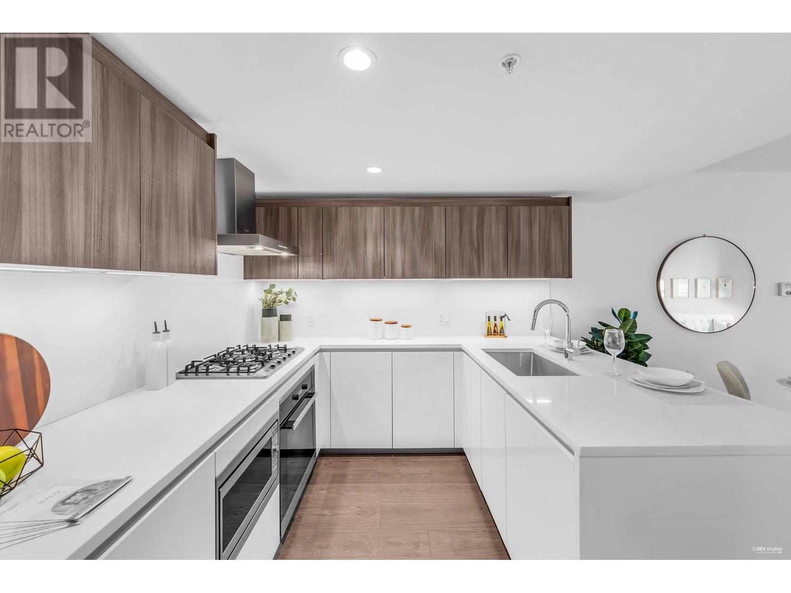 504 6320 No. 3 Road, Richmond, British Columbia  V6Y 0L5 - Photo 3 - R2981792