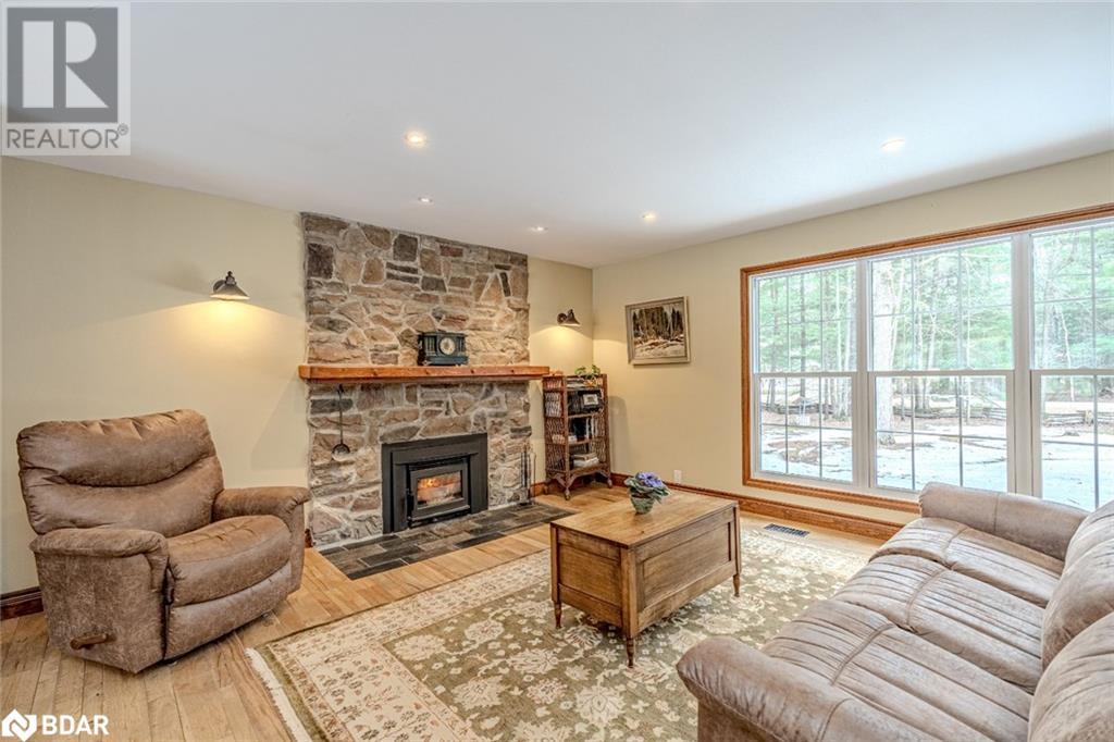 6 Woodland Heights Drive, Everett, Ontario  L0M 1J0 - Photo 8 - 40709160