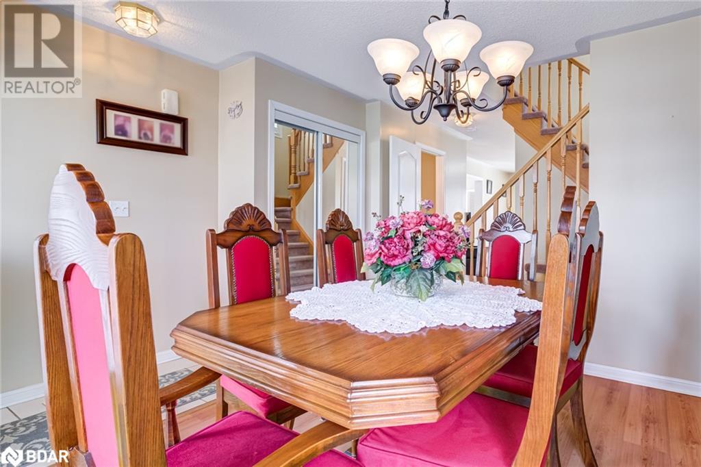 1063 Wallbrook Crescent, Milton, Ontario  L9T 5W4 - Photo 6 - 40710051