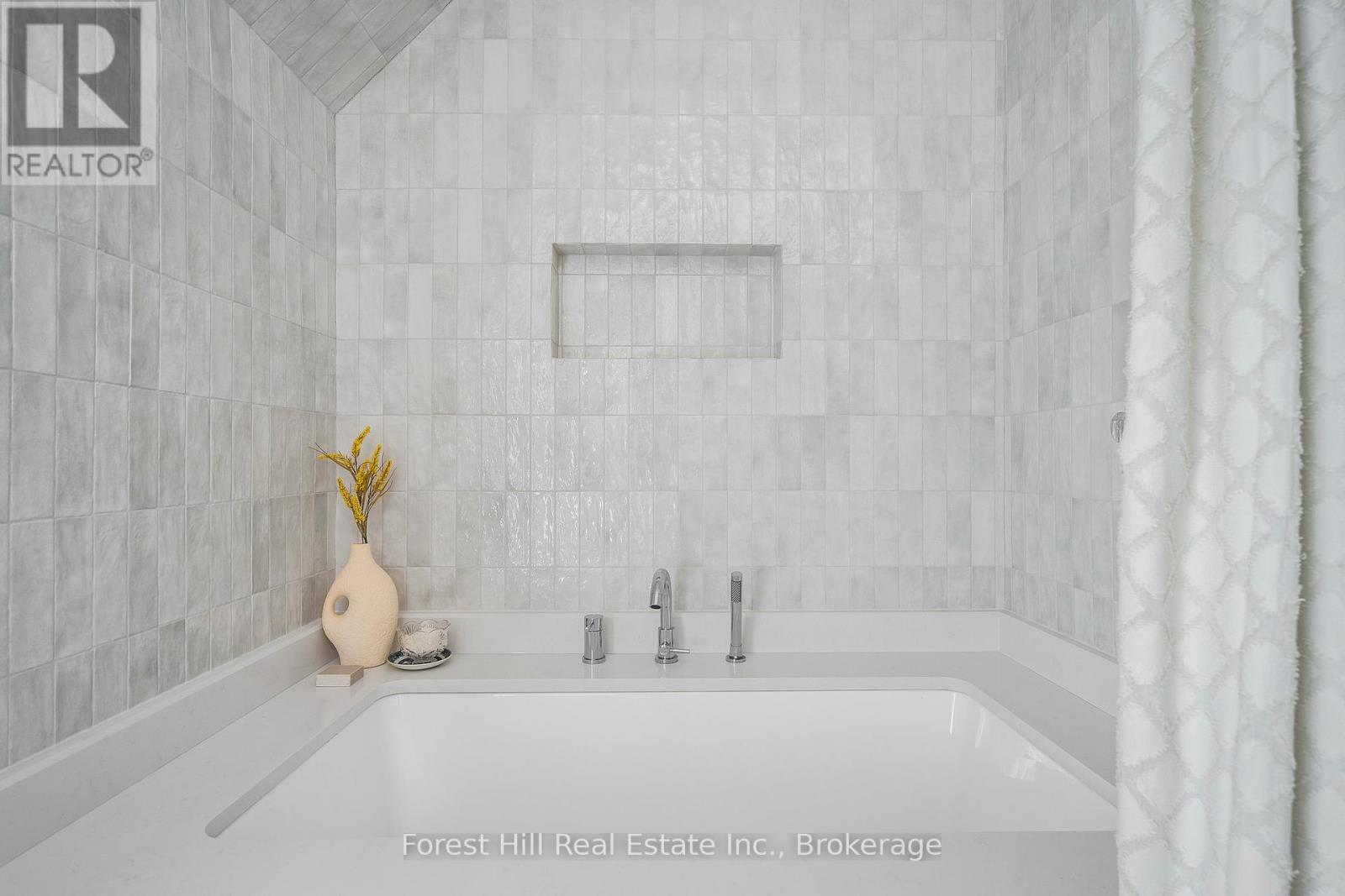 555262 6th Line, Blue Mountains, Ontario  N0H 2E0 - Photo 27 - X11997631