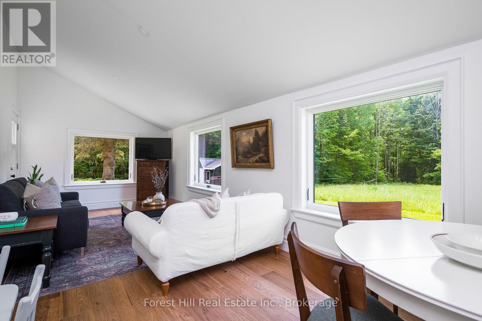 555262 6th Line, Blue Mountains, Ontario  N0H 2E0 - Photo 5 - X11997631