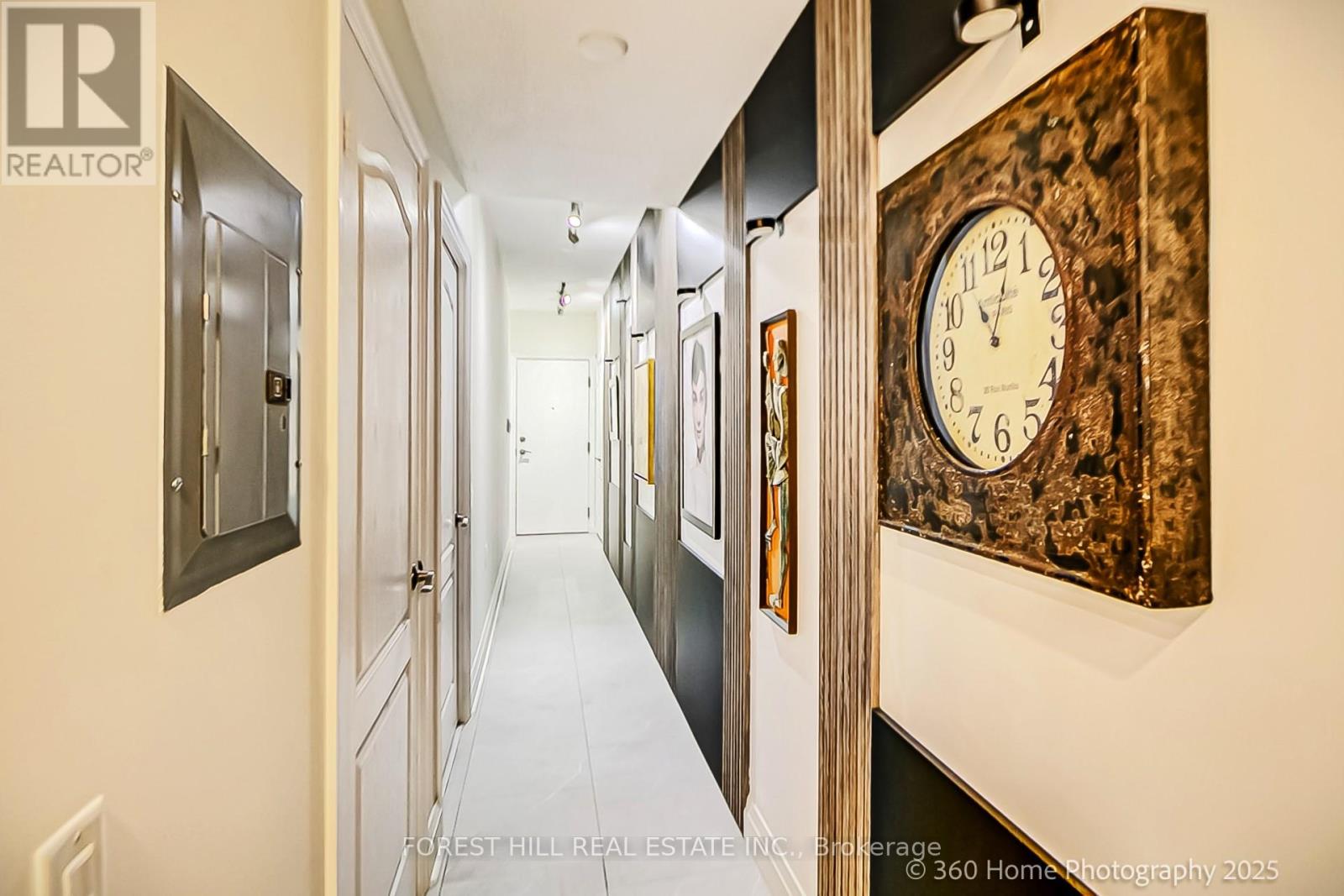 Property at 404 - 21 HILLCREST AVENUE image 5