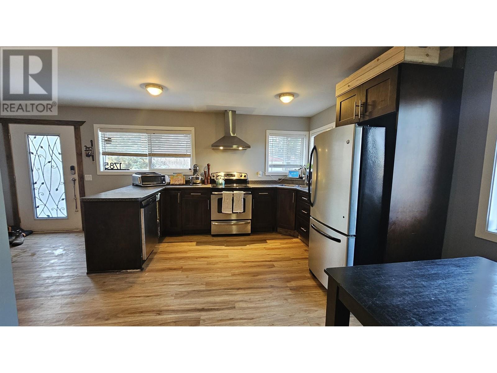 Property at 1785 BIRCH AVENUE image 5