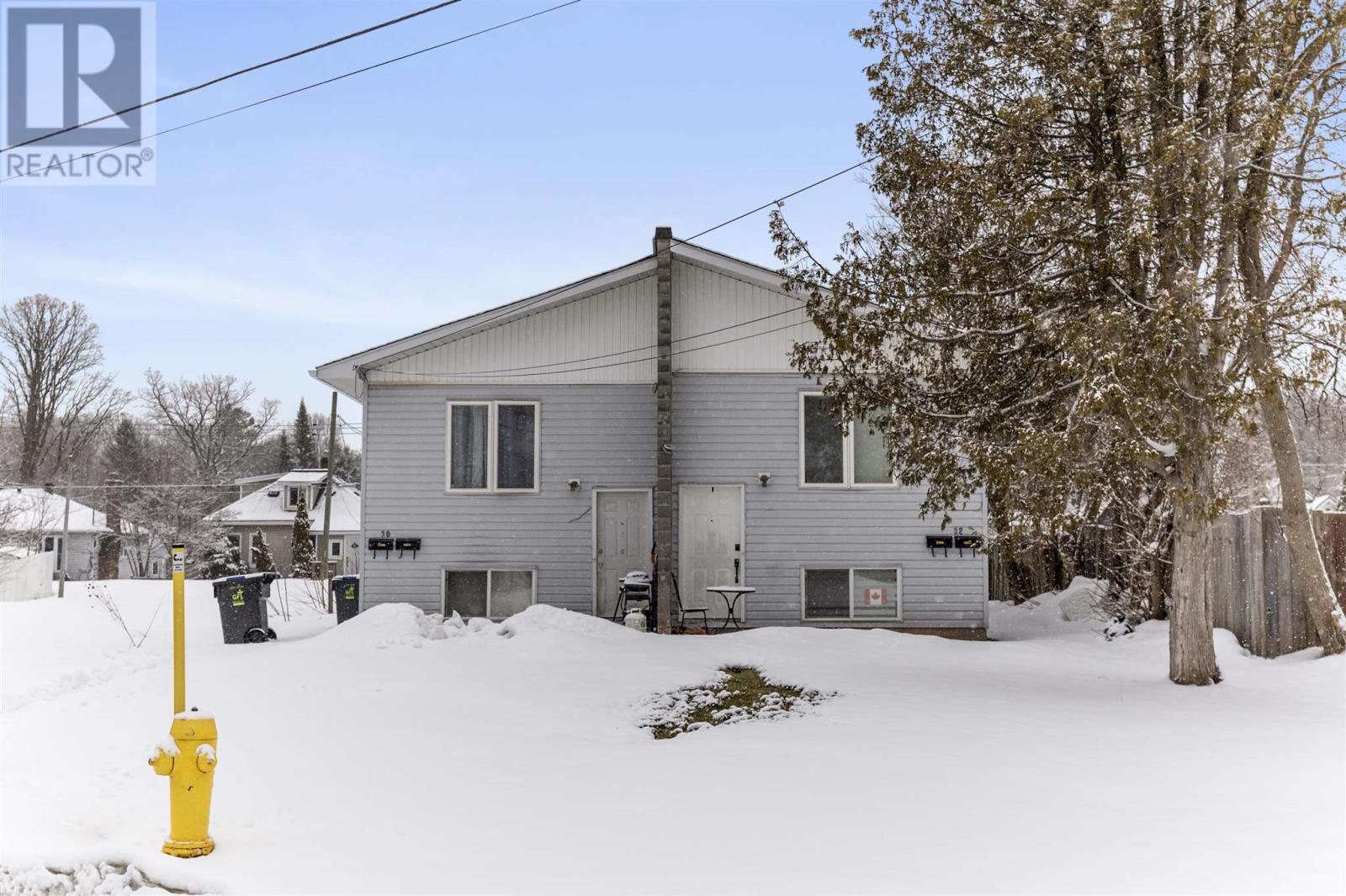 30-32 Wemyss St, Sault Ste. Marie, Ontario  P6B 1B3 - Photo 2 - SM250572