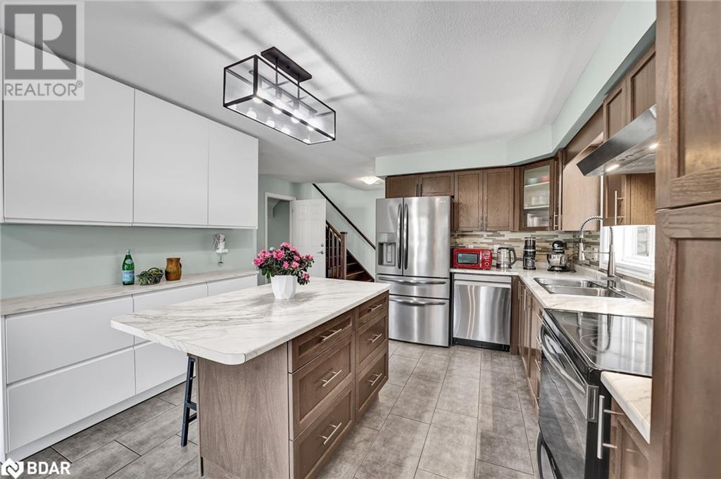 13 Kayla Crescent, Collingwood, Ontario  L9Y 5K8 - Photo 9 - 40705324