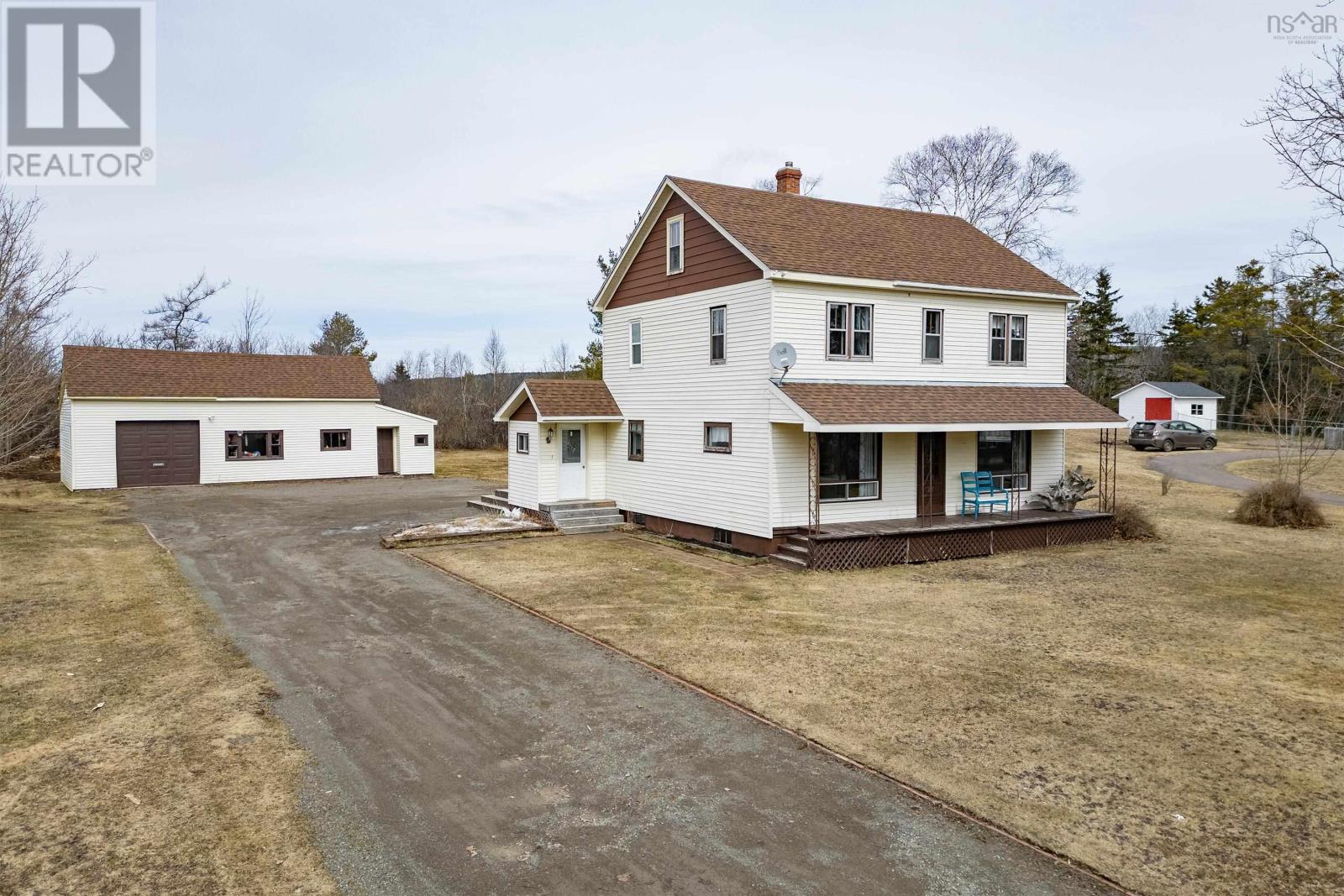 87 Jenks Avenue, Parrsboro, Nova Scotia  B0M 1S0 - Photo 2 - 202505774