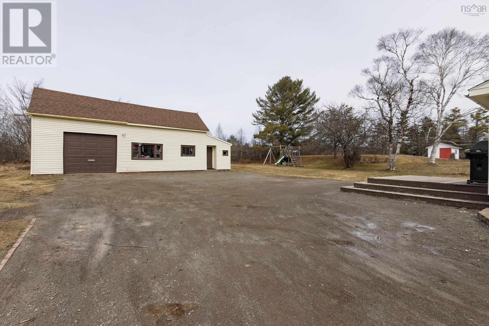 87 Jenks Avenue, Parrsboro, Nova Scotia  B0M 1S0 - Photo 4 - 202505774