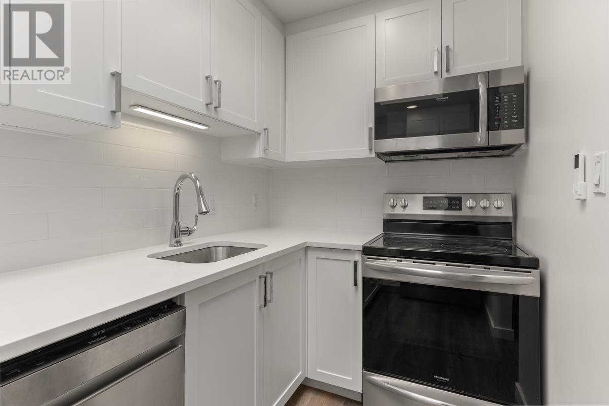 302 175 W 4th Street, North Vancouver, British Columbia  V7M 1H6 - Photo 10 - R2981404