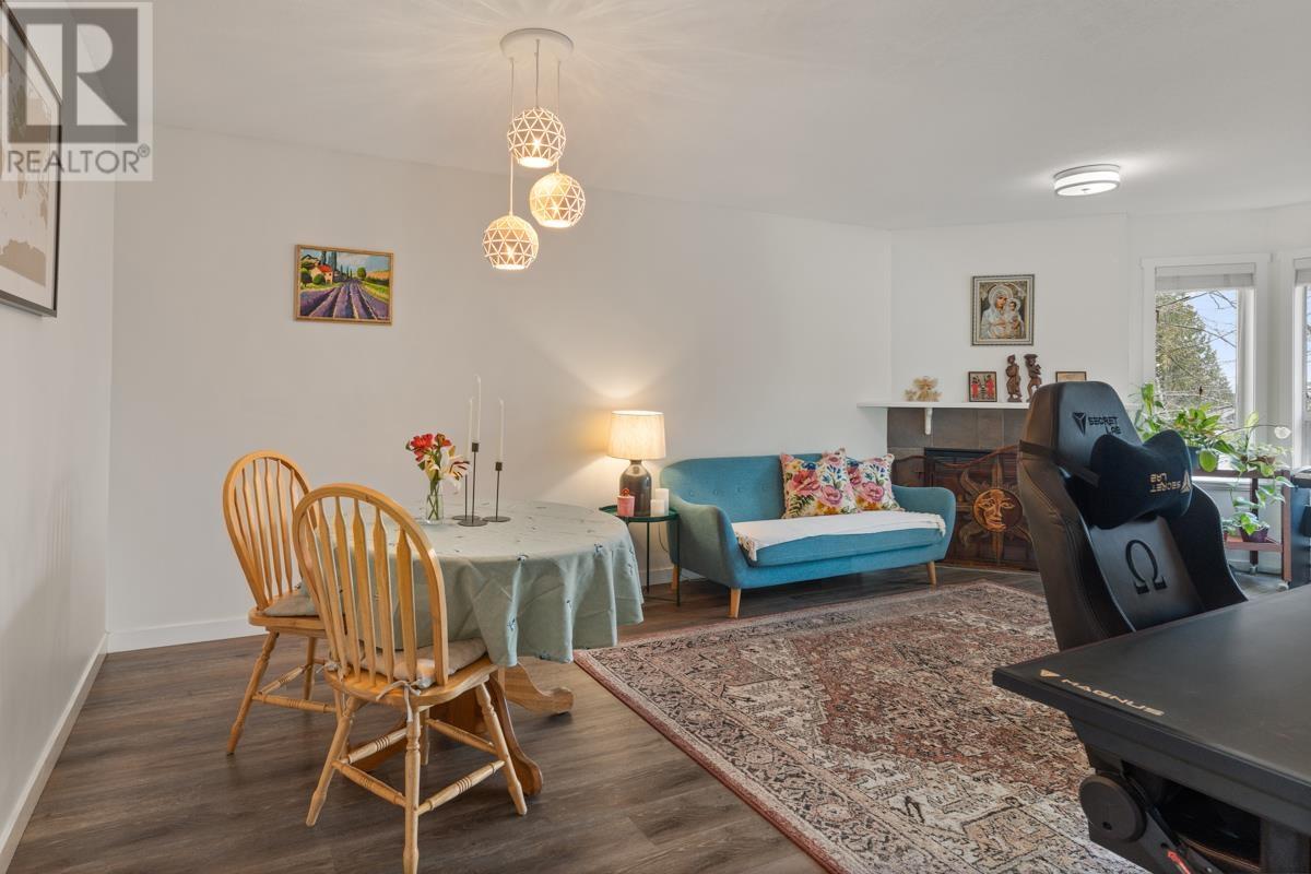 302 175 W 4th Street, North Vancouver, British Columbia  V7M 1H6 - Photo 4 - R2981404