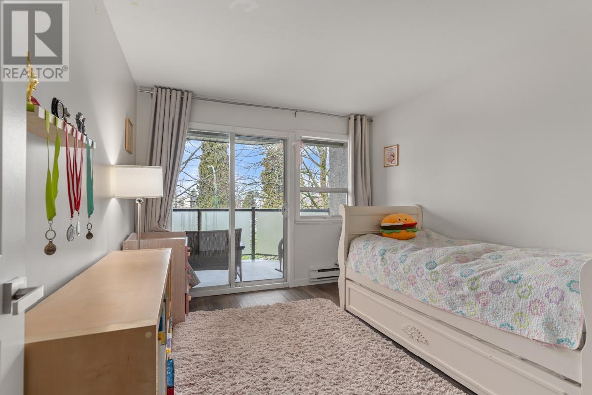 302 175 W 4th Street, North Vancouver, British Columbia  V7M 1H6 - Photo 8 - R2981404