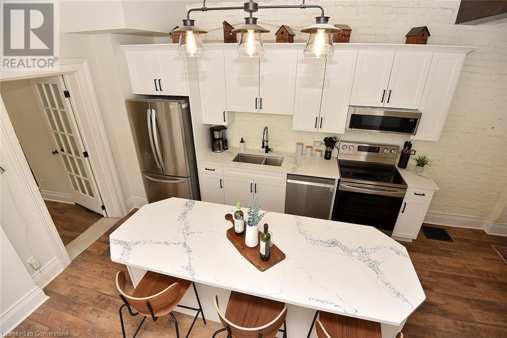Property at 277 MAIN Street W image 1
