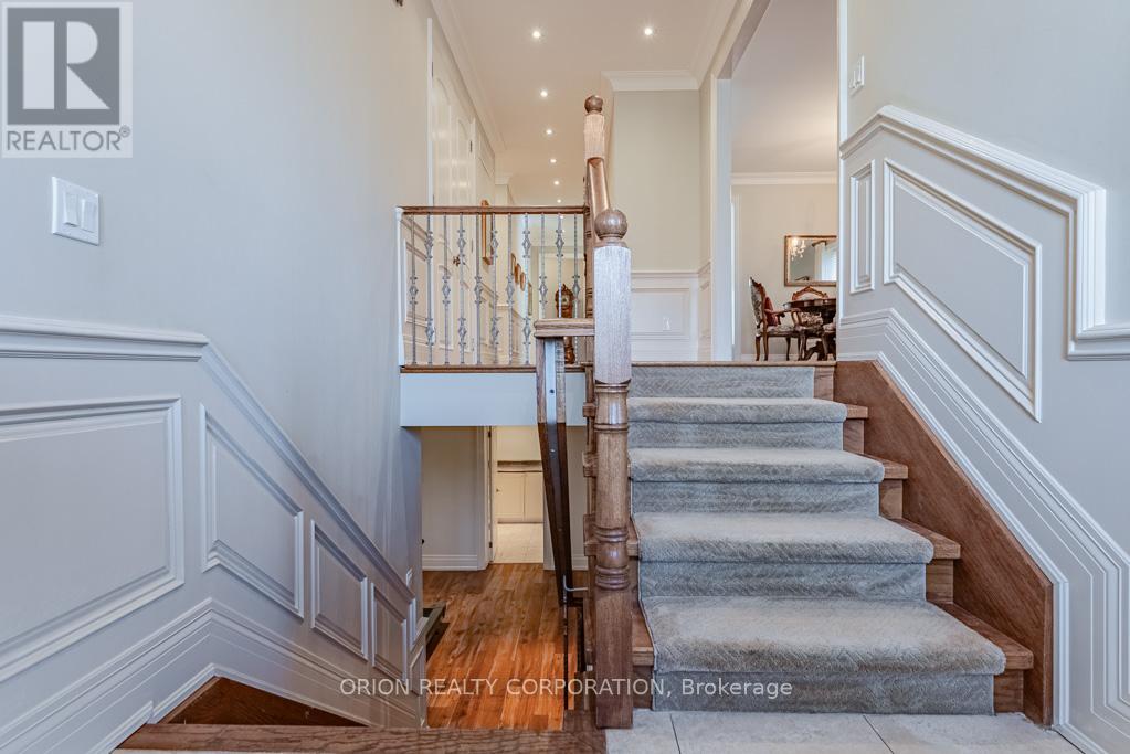 Property at 293 LA ROSE AVENUE image 4