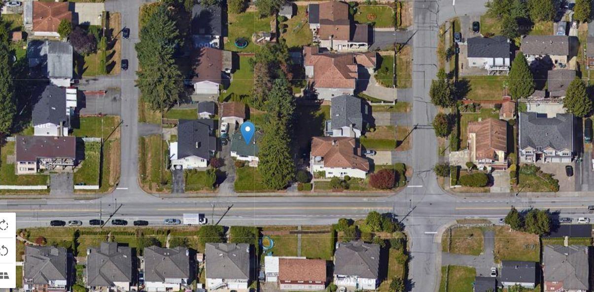 Property at 13773 92 AVENUE image 2