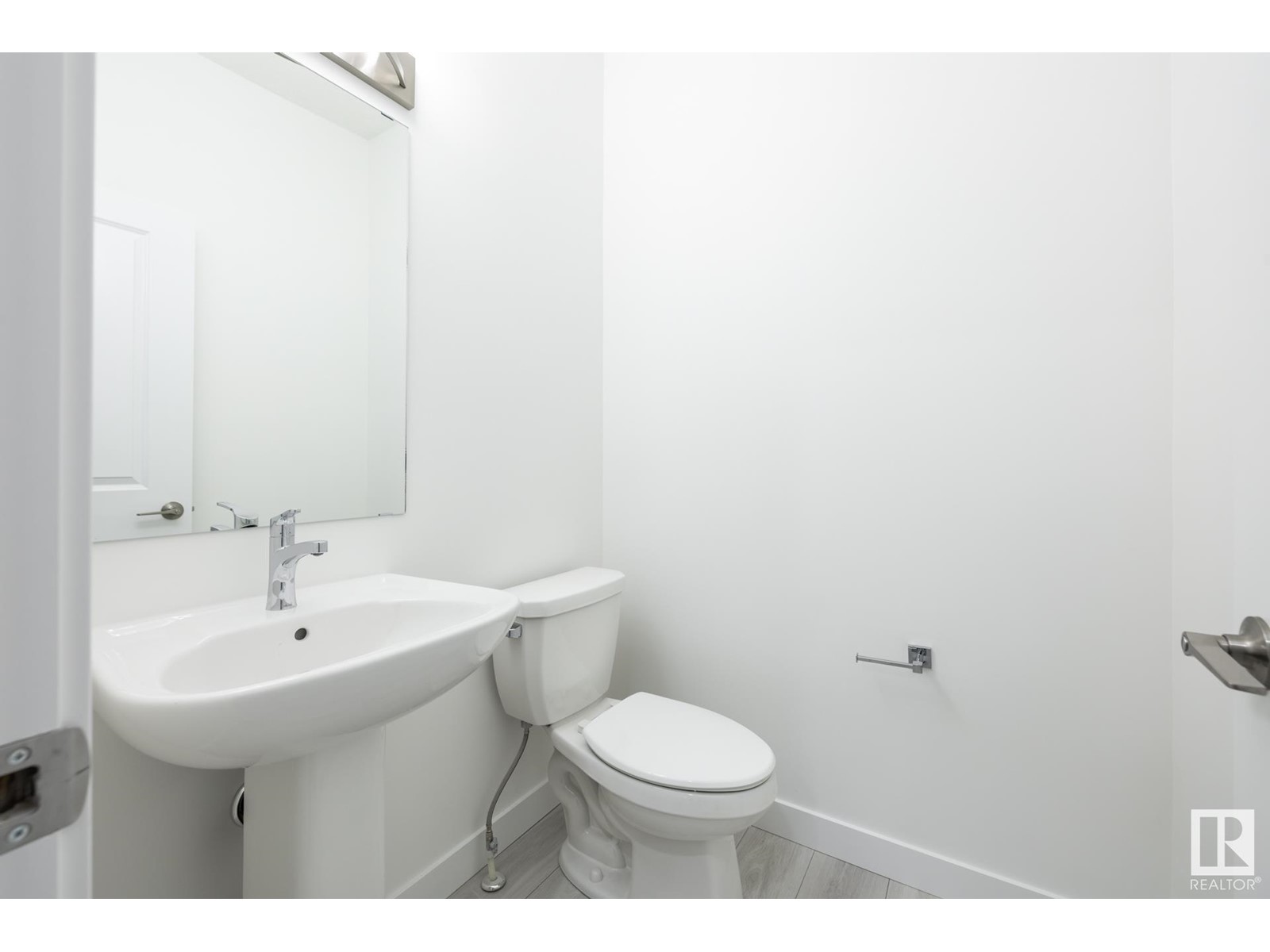 5240 Kinney Pl Sw, Edmonton, Alberta  T6W 1A8 - Photo 4 - E4427367