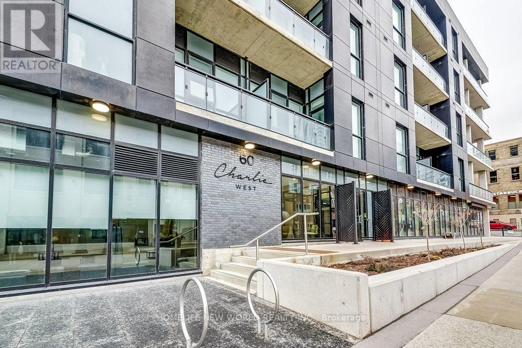 Property at 1802 - 60 CHARLES STREET W image 3