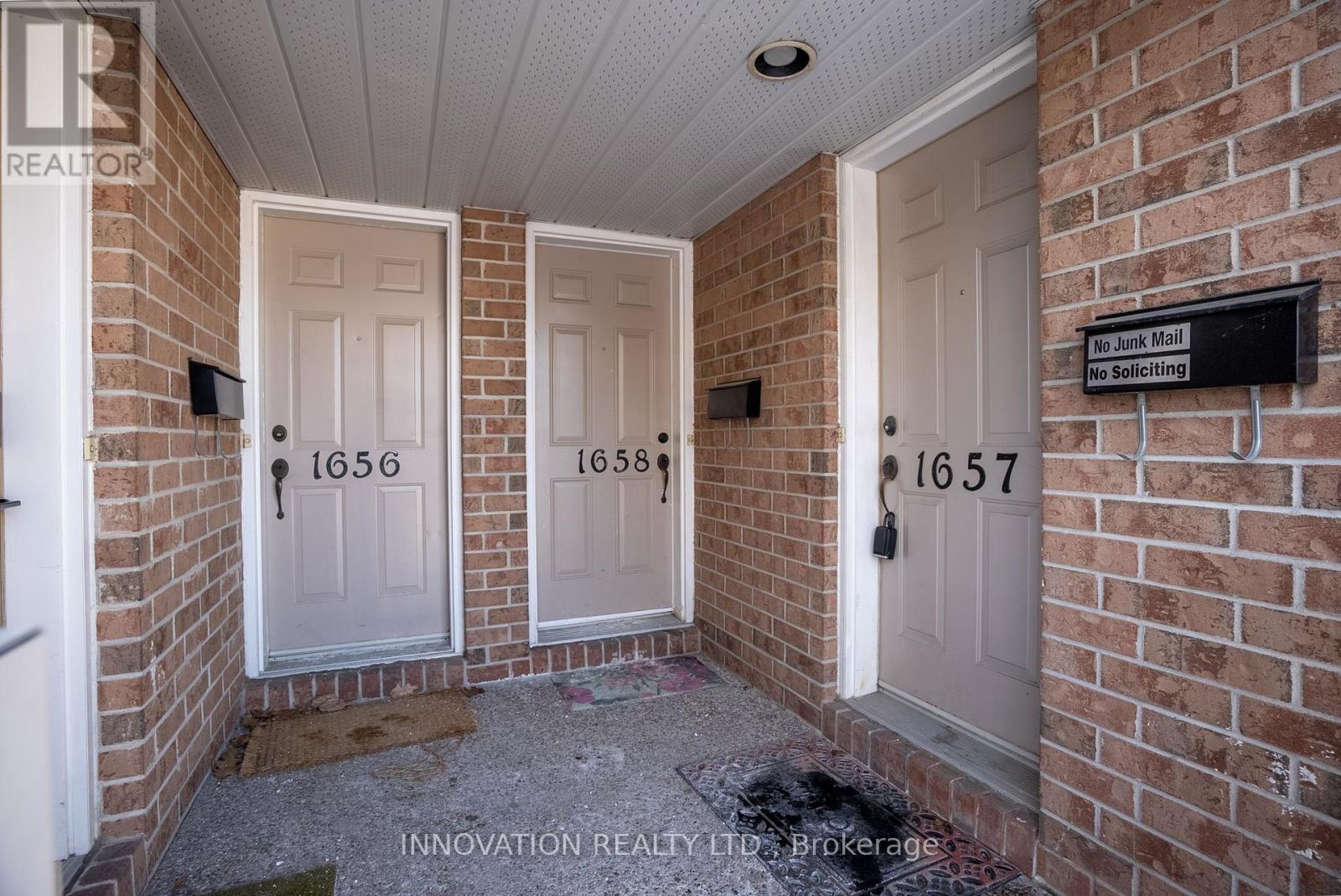 Property at 9 - 1657 LOCKSLEY LANE image 2