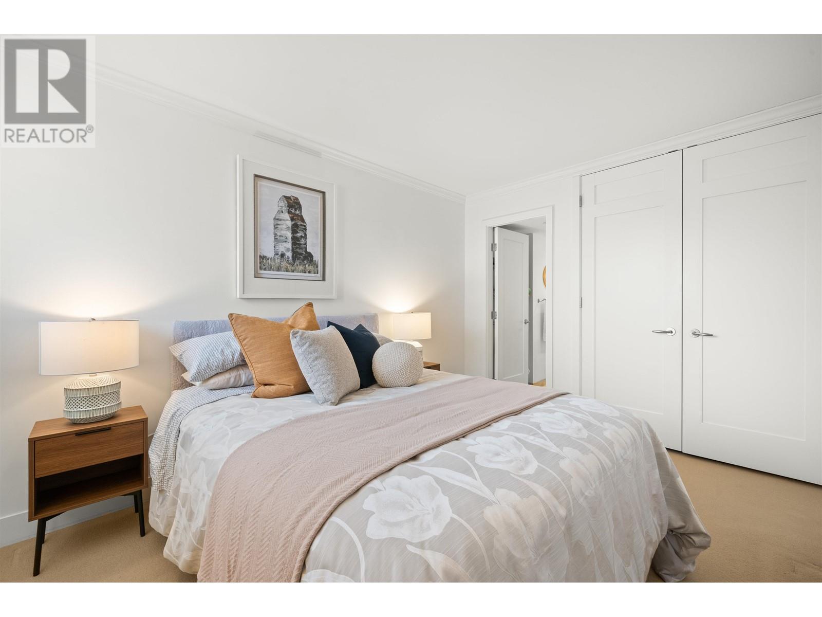 402 555 13th Street, West Vancouver, British Columbia  V7T 2N8 - Photo 14 - R2981803
