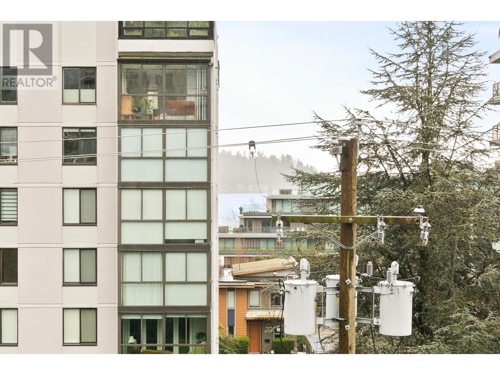 402 555 13th Street, West Vancouver, British Columbia  V7T 2N8 - Photo 24 - R2981803