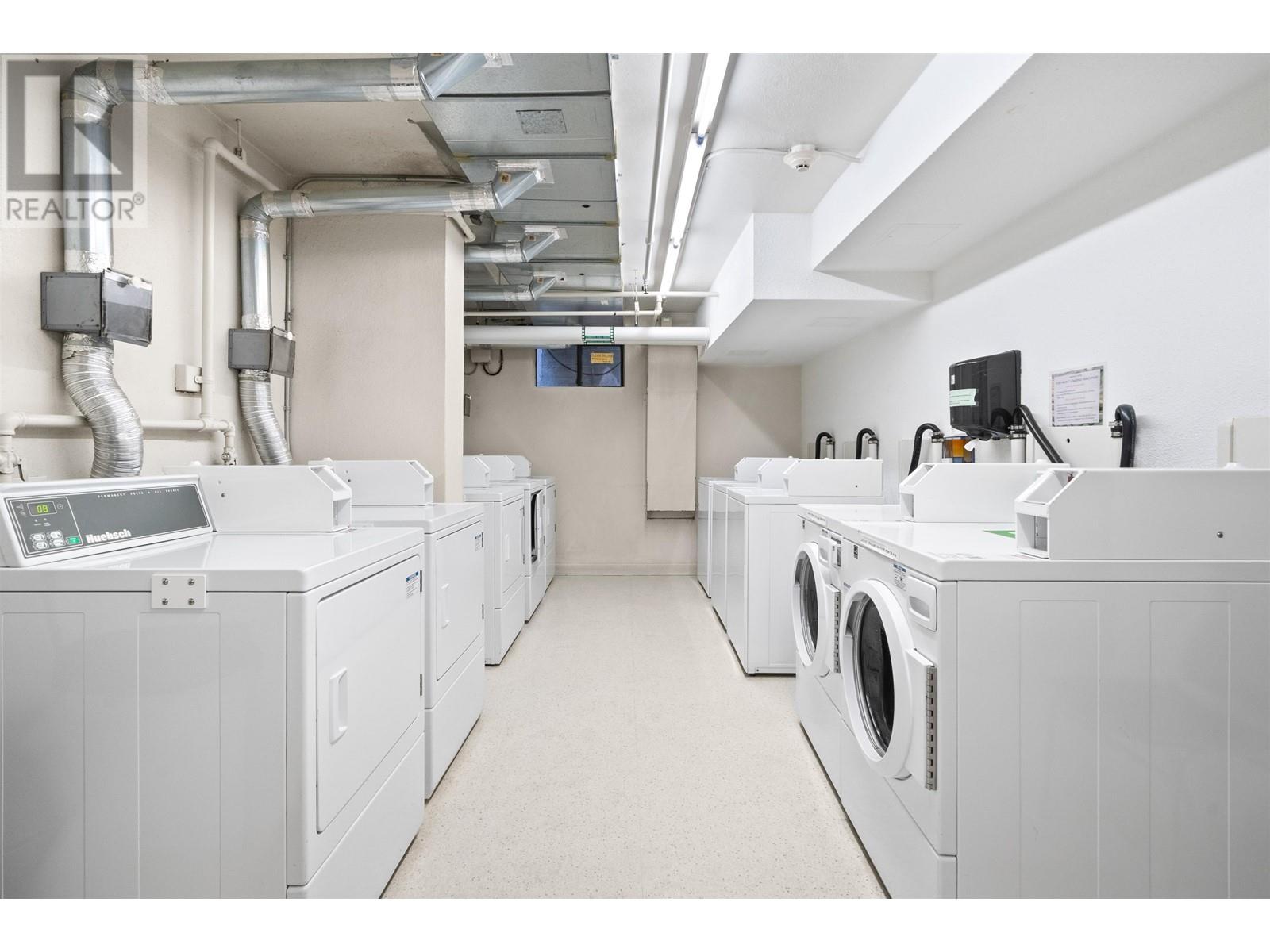 402 555 13th Street, West Vancouver, British Columbia  V7T 2N8 - Photo 29 - R2981803