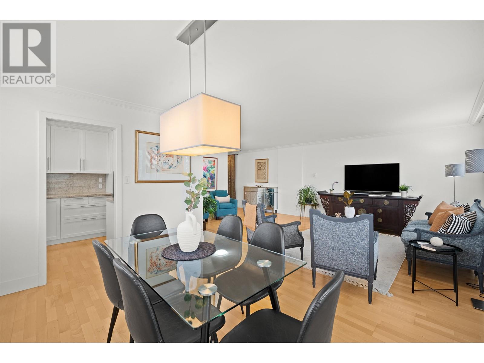 402 555 13th Street, West Vancouver, British Columbia  V7T 2N8 - Photo 8 - R2981803
