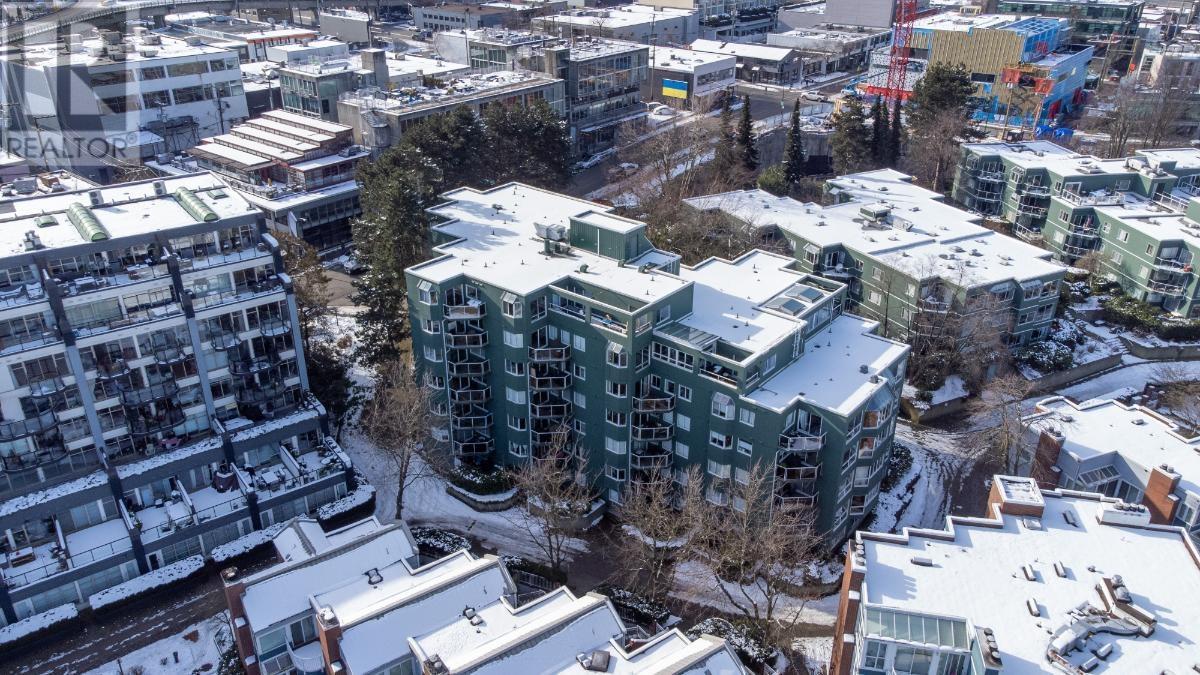 103 1508 Mariner Walk, Vancouver, British Columbia  V6J 4X9 - Photo 31 - R2981815