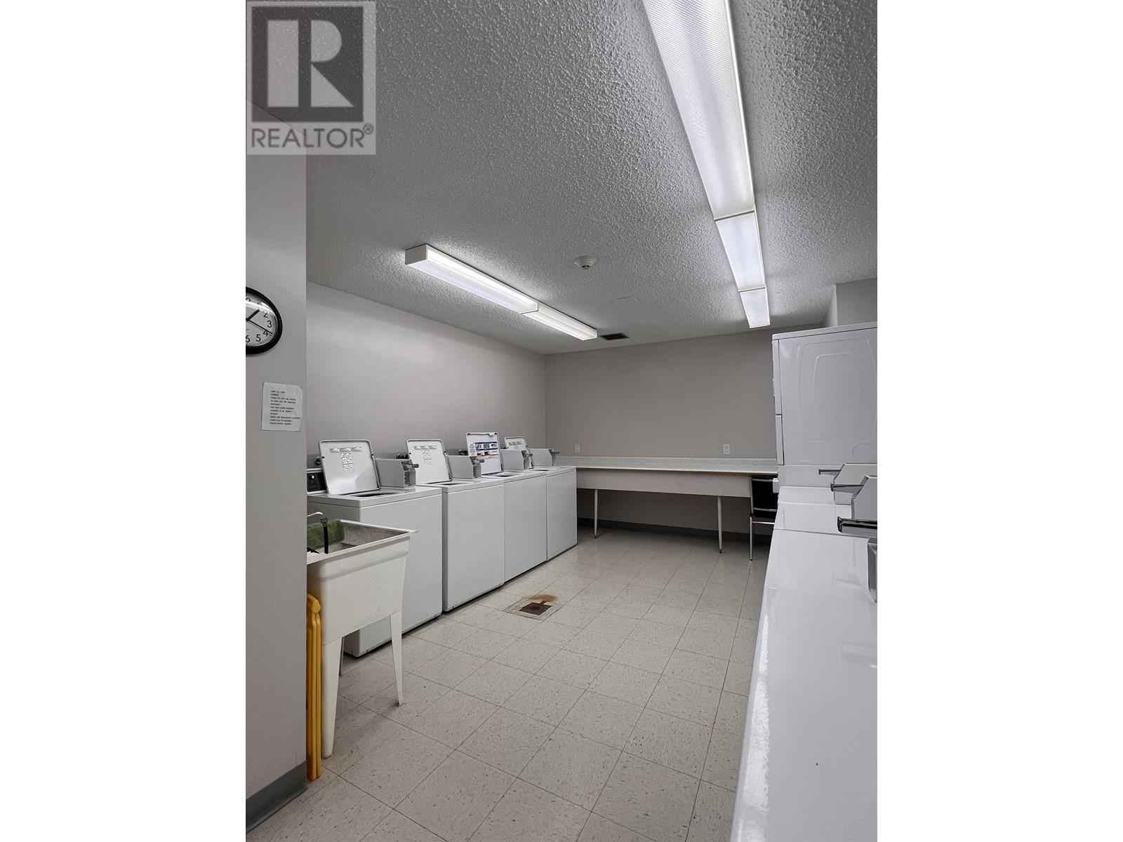 902 710 Seventh Avenue, New Westminster, British Columbia  V3M 5V3 - Photo 17 - R2981835