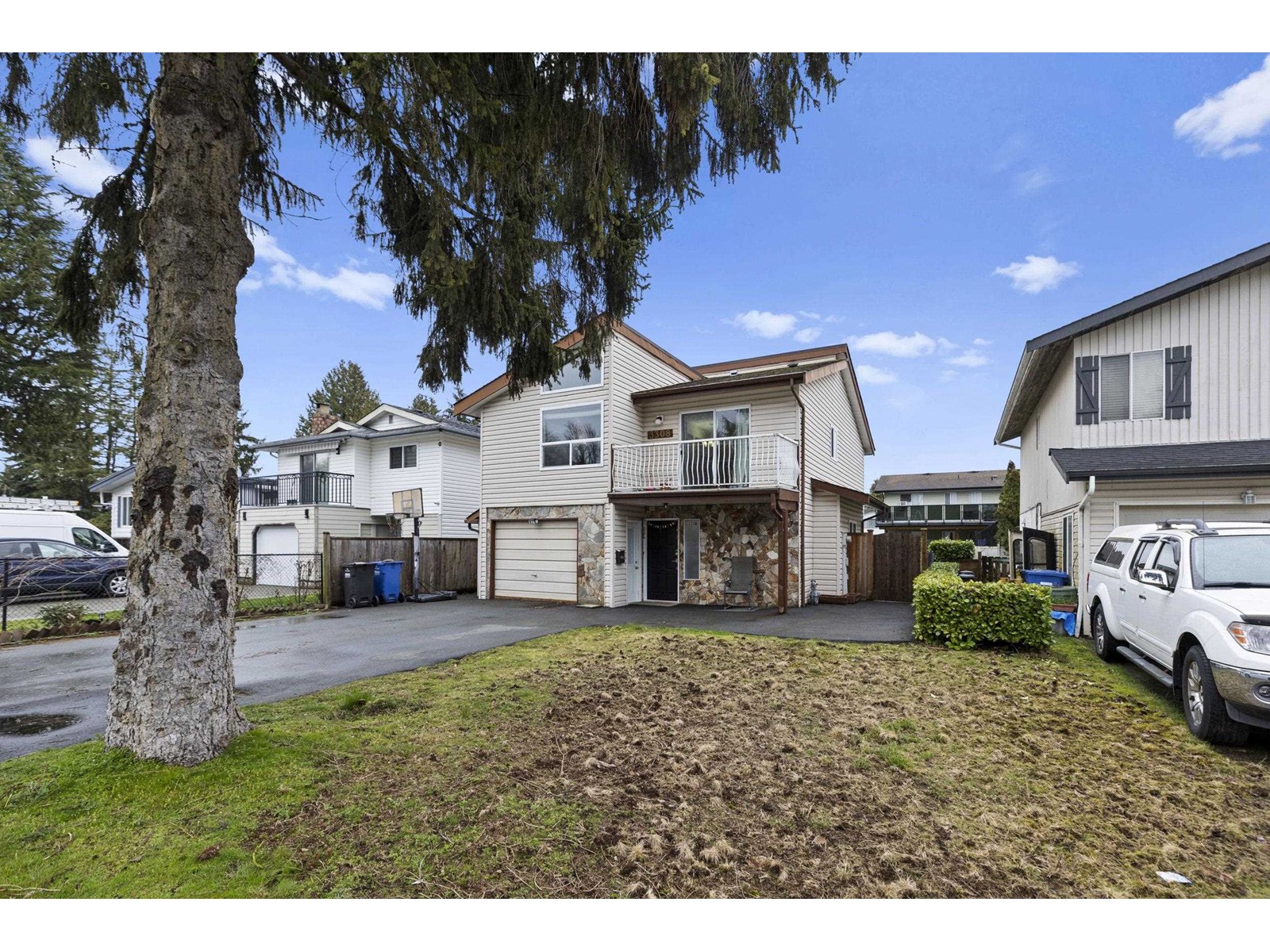 Property at 3308 JERVIS CRESCENT image 3